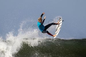 Image post by @wsl.qs on Instagram