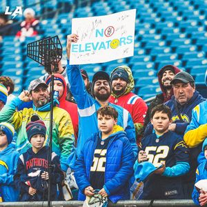 Image post by @chargers on Twitter