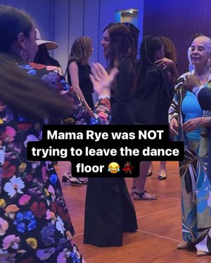 Image post by @angelarye on Instagram