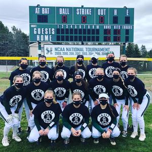 Image post by @hussonsoftball on Instagram