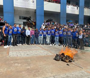 Image post by @autenticos_uanl on Instagram