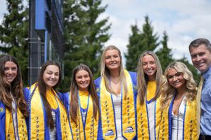 Image post by @hofstrasoftball on Instagram