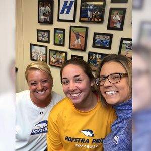 Image post by @hofstrasoftball on Instagram