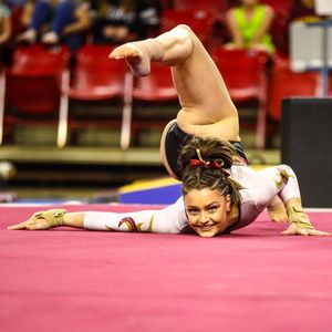 Image post by @ariannagrainey on Instagram