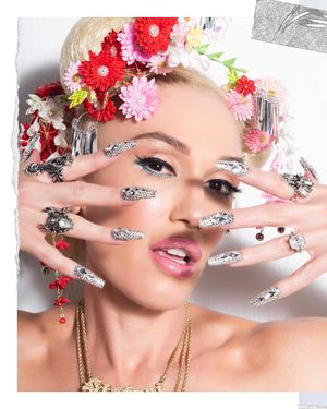 Image post by @gwenstefani on Instagram