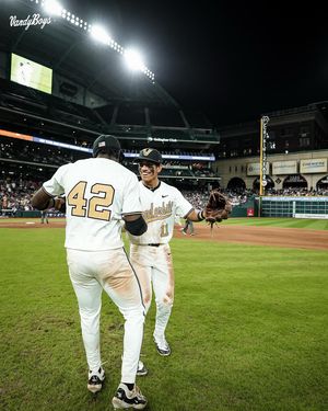 Image post by @vandyboys on Instagram