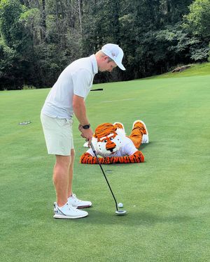 Image post by @auburnmgolf on Instagram