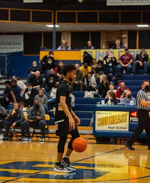 Image post by @alixshereestudio on Instagram