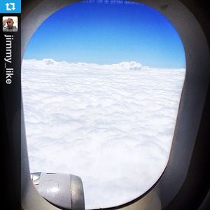 Image post by @united on Instagram