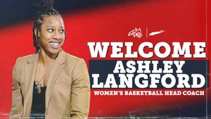 Image post by @StonyBrookWBB on Twitter