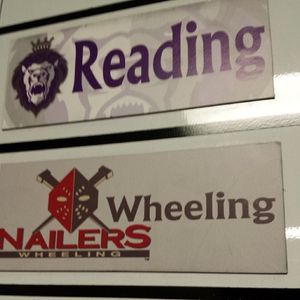 Image post by @readingroyals on Instagram