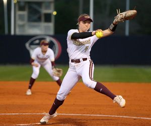 Image post by @txstatesoftball on Instagram