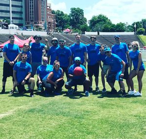 Image post by @roaringriot on Instagram