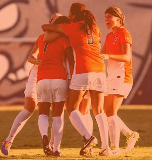 Image post by @fullertonwsoc on Instagram