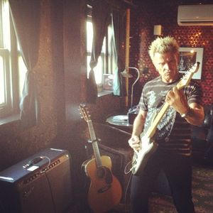 Image post by @billyidol on Instagram