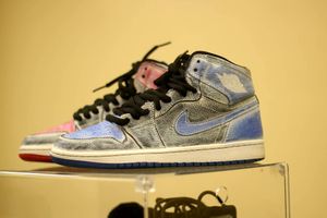 Image post by @shotbytwinky on Instagram