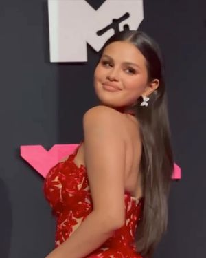 Image post by @vmas on Instagram