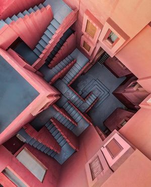 Image post by @dronepals on Instagram