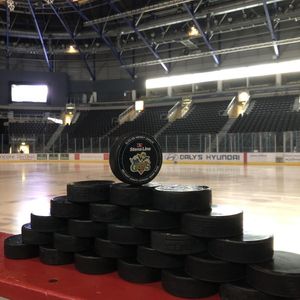 Image post by @gonuwhockey on Instagram