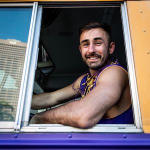 Image post by @thehoopbus on Instagram