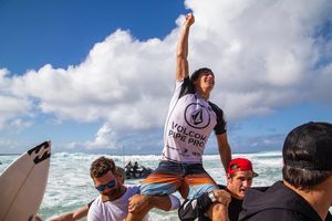 Image post by @wsl.qs on Instagram