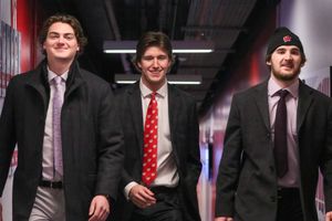 Image post by @BadgerMHockey on Twitter