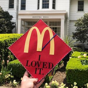 Image post by @hofstrau on Instagram