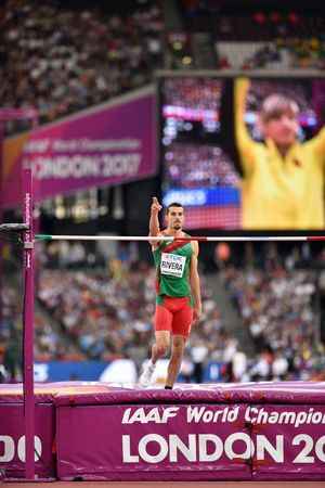 Image post by @ArizonaTrack on Twitter