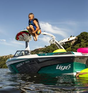 Image post by @tigeboats on Instagram