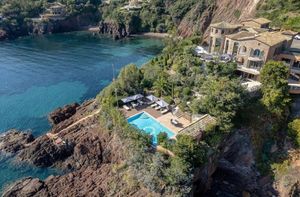 Image post by @christiesrealestate on Instagram