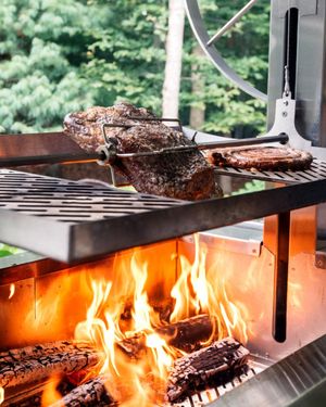 Image post by @kalamazoogrills on Instagram