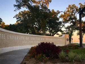 Image post by @officialsouthernmiss on Instagram