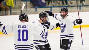 Image post by @tommiemhockey on Instagram