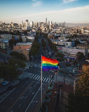 Image post by @onlyinsf on Instagram