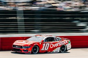 Image post by @noahgragson on Instagram