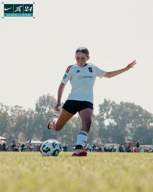 Image post by @ecnlgirls on Instagram