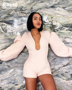 Image post by @ayeshacurry on Instagram