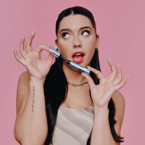 Image post by @elfcosmetics on Twitter