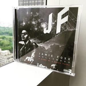 Image post by @iamjamiefoxx on Instagram