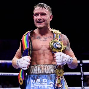 Image post by @MatchroomBoxing on Twitter