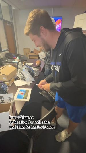 Video post by @illinoiscollege1829 on Facebook