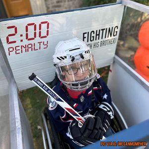 Image post by @hockeyfights on Instagram