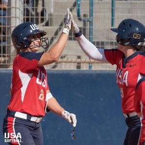 Image post by @usasoftball on Instagram