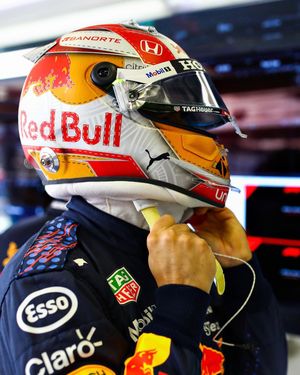 Image post by @redbullshop on Instagram
