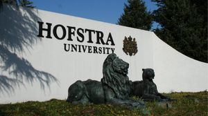 Image post by @hofstrau on Instagram