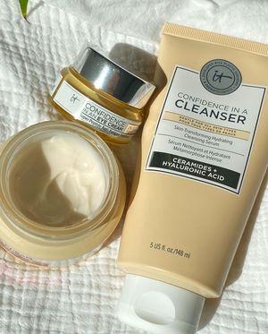Image post by @itcosmetics on Instagram