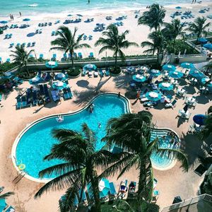 Image post by @visitsarasotacounty on Instagram