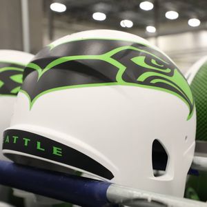 Image post by @riddellsports on Instagram