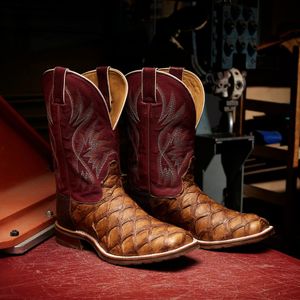 Image post by @tonylamaboots on Instagram
