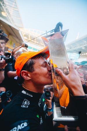 Image post by @McLarenF1 on Twitter